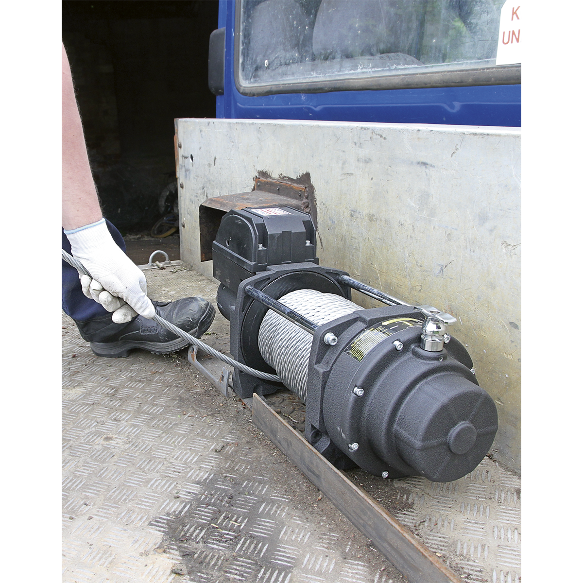 Premier Industrial Recovery Winch 8180kg (18000lb) Line Pull 12V