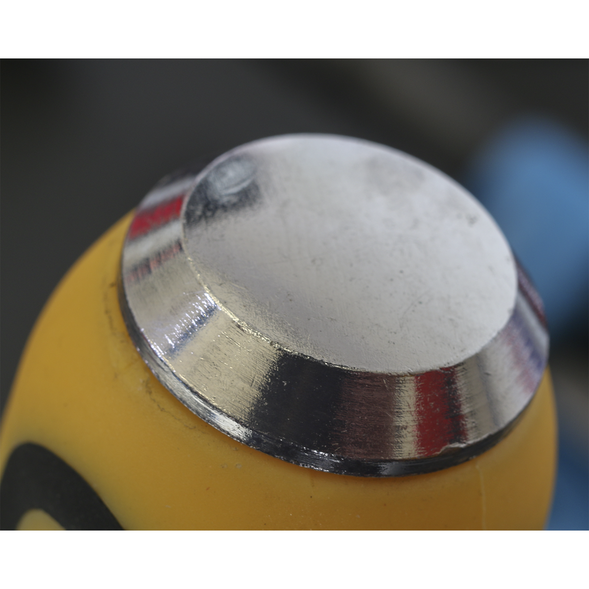 Siegen Heavy-Duty 25° Pry Bar with Hammer Cap 610mm