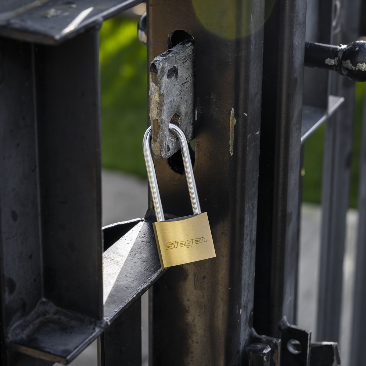 Siegen Brass Body Padlock with Brass Cylinder Long Shackle 4