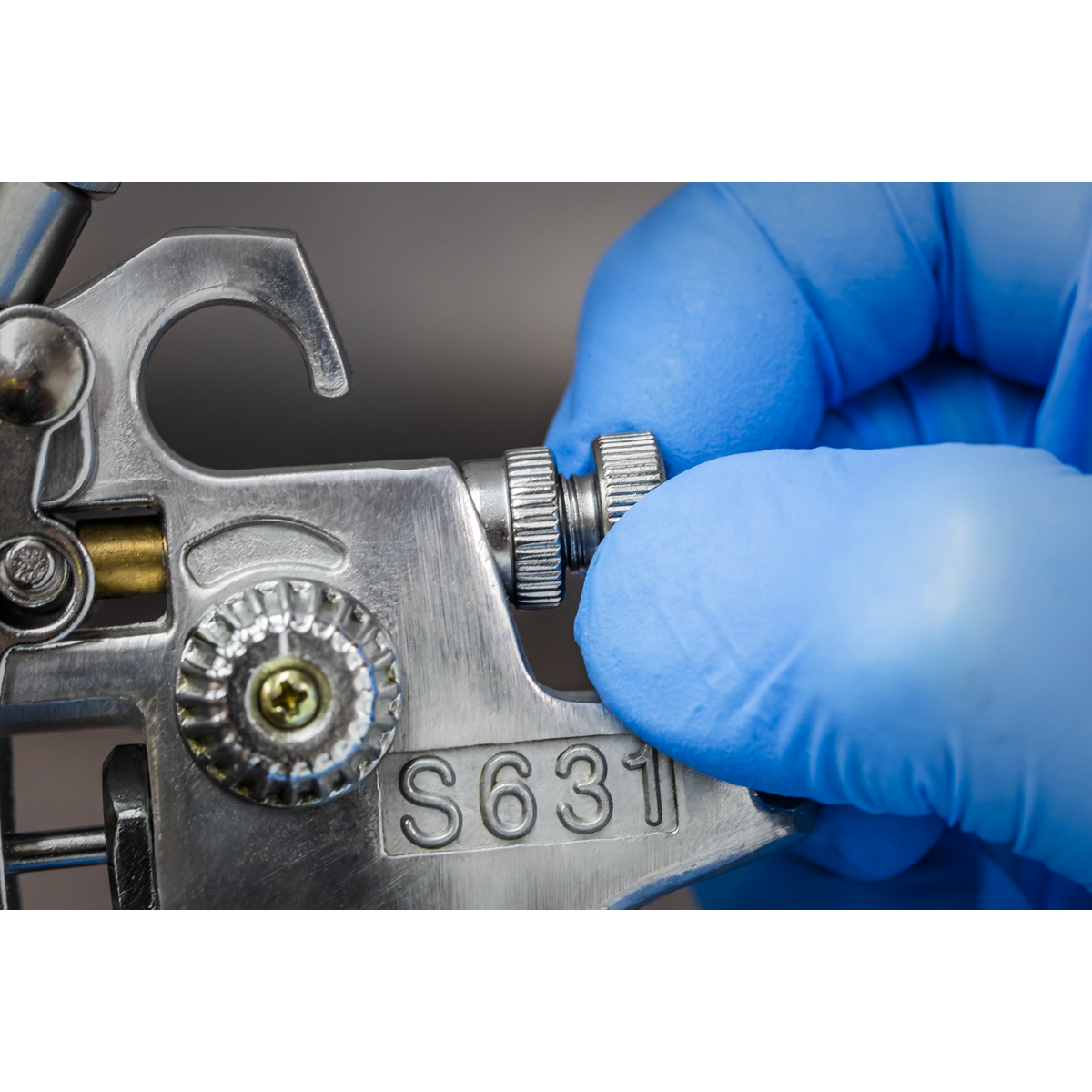 Siegen General-Purpose Gravity Feed Touch-Up Spray Gun 1mm S