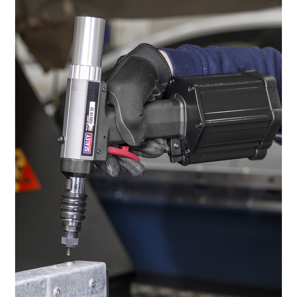 Air/Hydraulic Nut Riveter Vacuum System