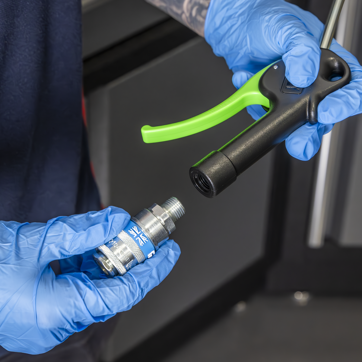 Air Blow Gun with Angled Lance Ø8mm 480mm with 1/4"BSP Air Inlet