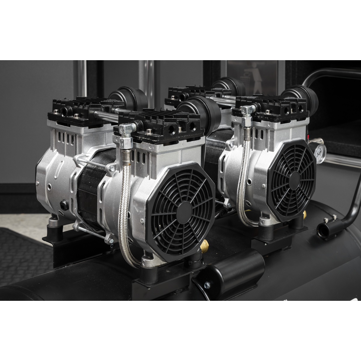 100L Low Noise Direct Drive Oil Free Air Compressor, 2 x 2hp