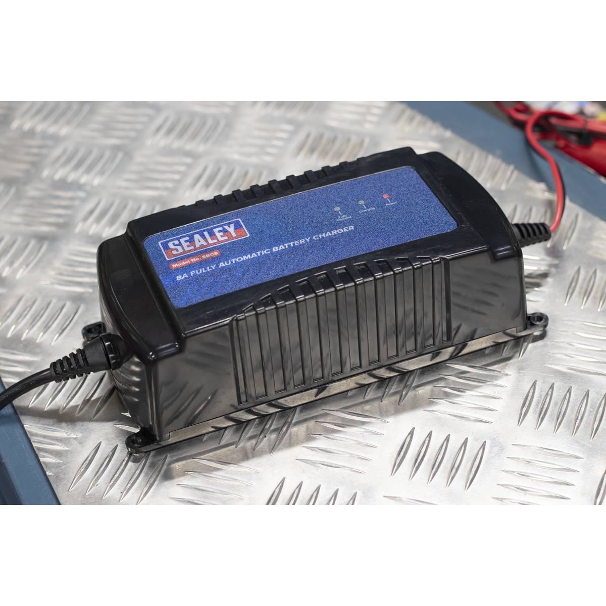 12V Fully Automatic Battery Charger/Maintainer, 8A (SBC8)