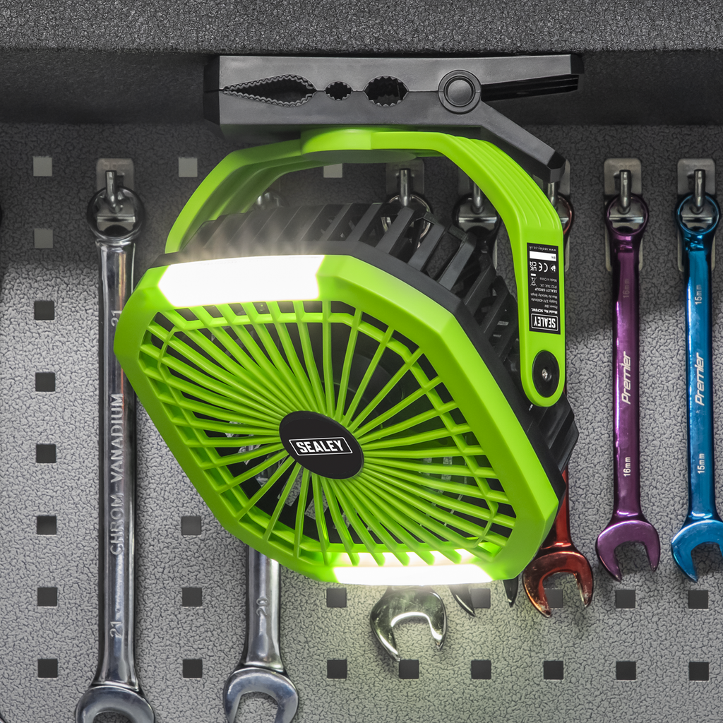 Portable Clip Fan with Worklight 8", 4-Speed (SCF8WL)
