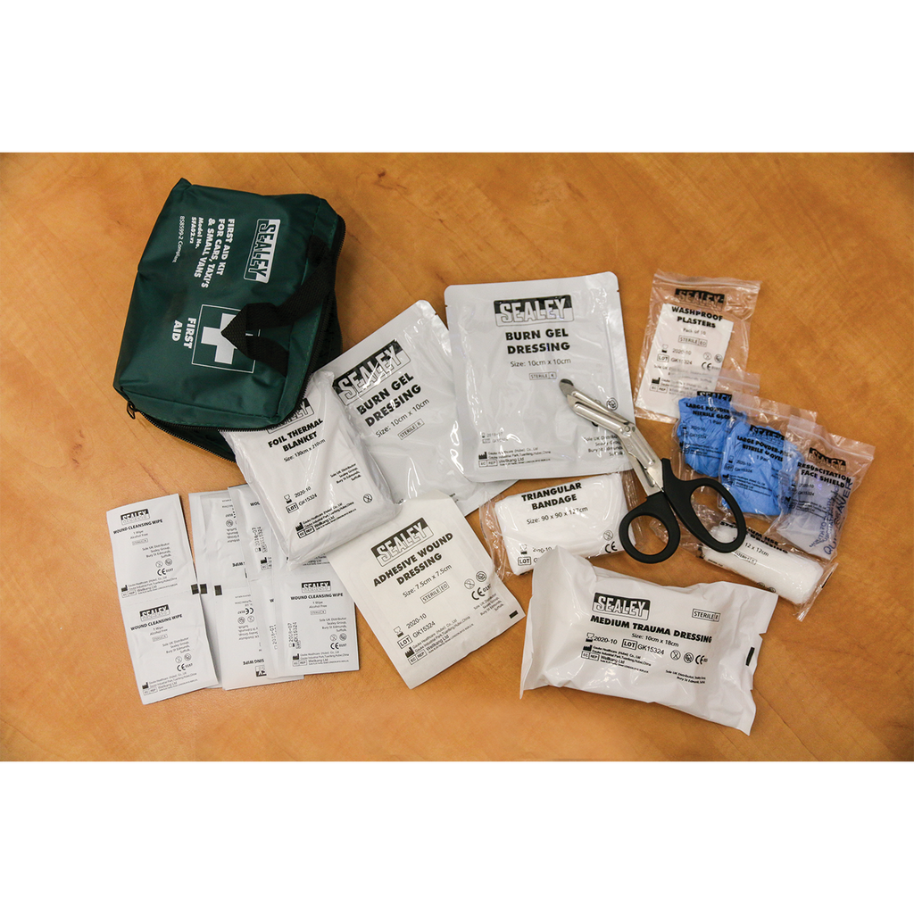 Medium First Aid Kit for Cars, Taxis & Small Vans - BS 8599-