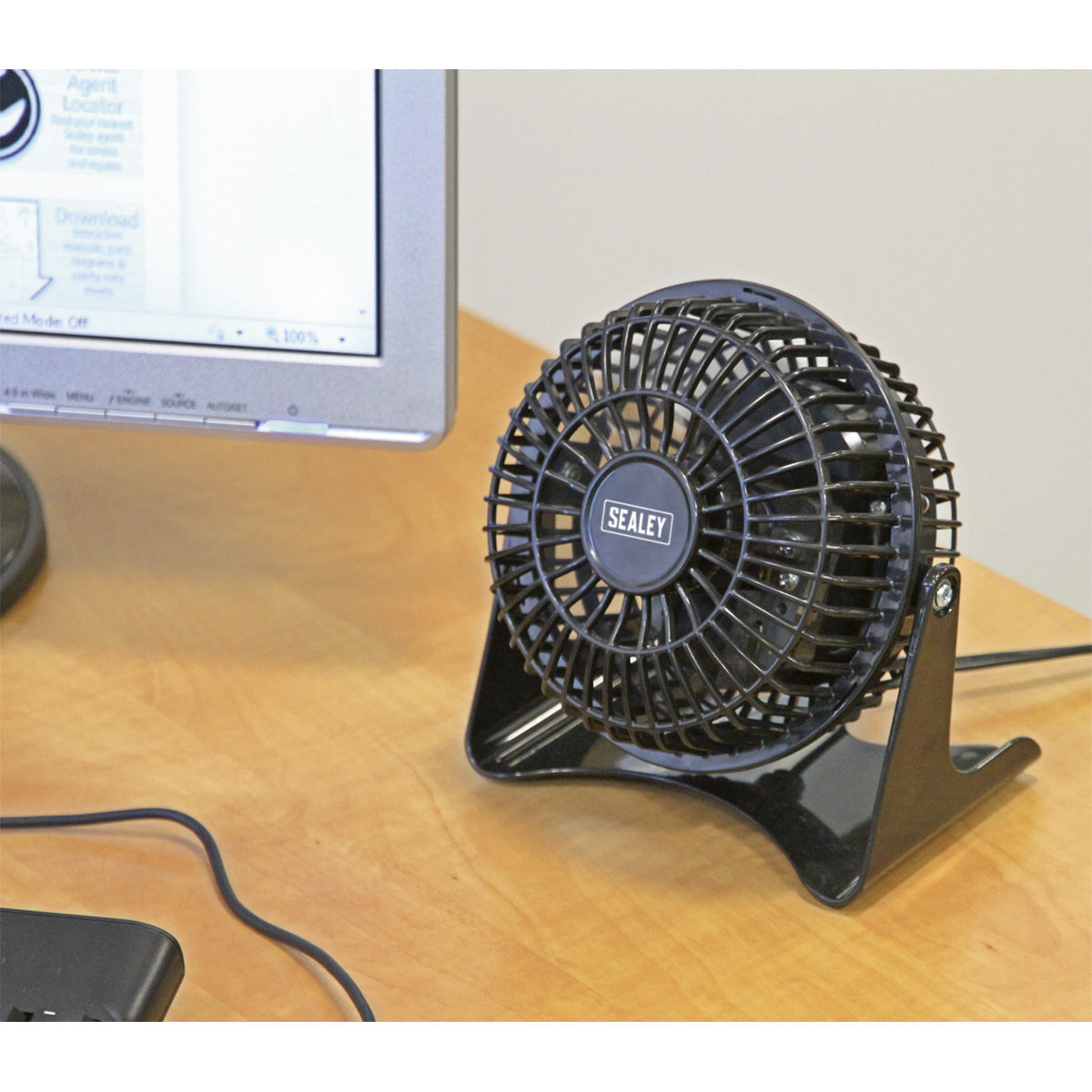 Mini Desk Fan 4", 1-Speed (SFF04)