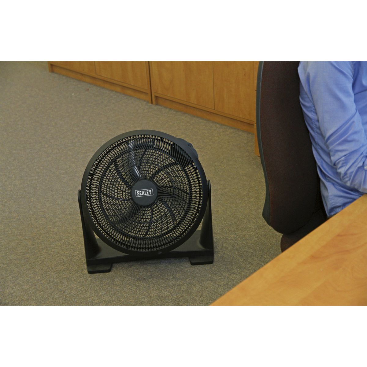 Desk/Floor Fan 3-Speed 16" 230V