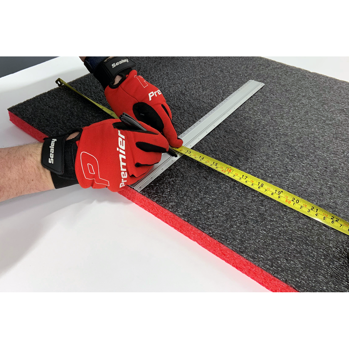Easy Peel Shadow Foam® 1200 x 550 x 30mm, Red/Black - Pack o