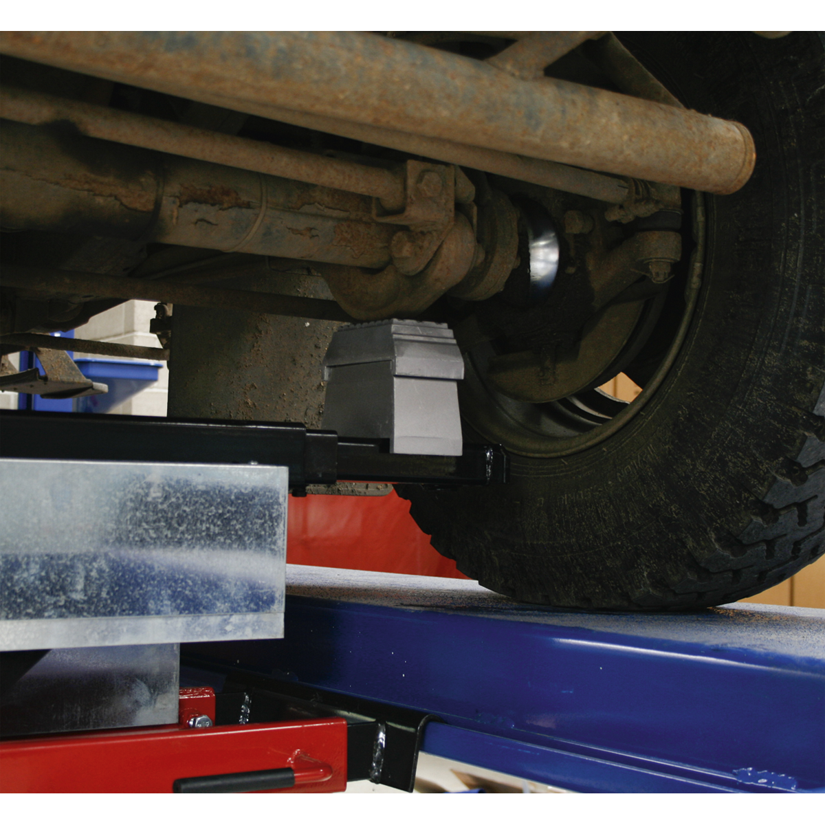 Jacking Beam 2 Tonne with Arm Extenders & Flat Roller Supports