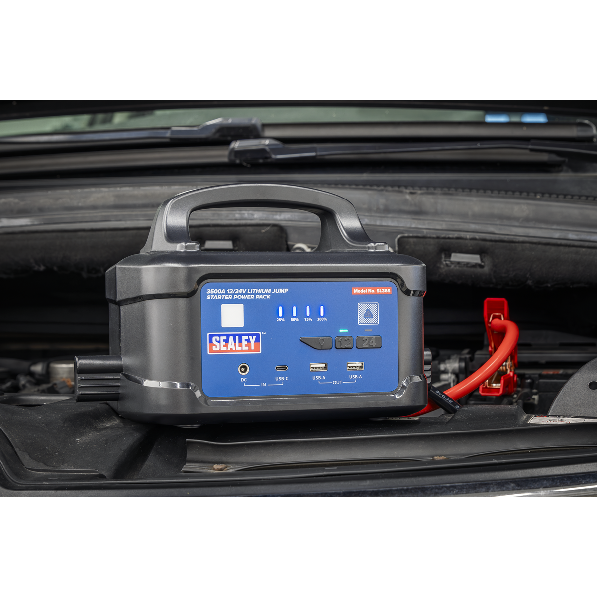3500A 12/24V Lithium Jump Starter Power Pack