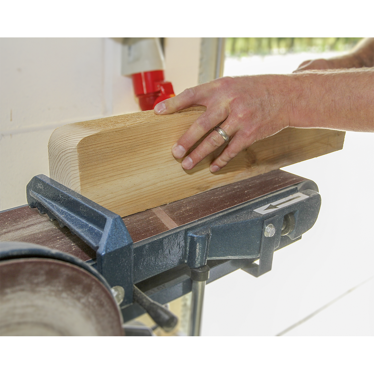 Floor Standing 1220 x 150mm Belt/230mm Disc Sander