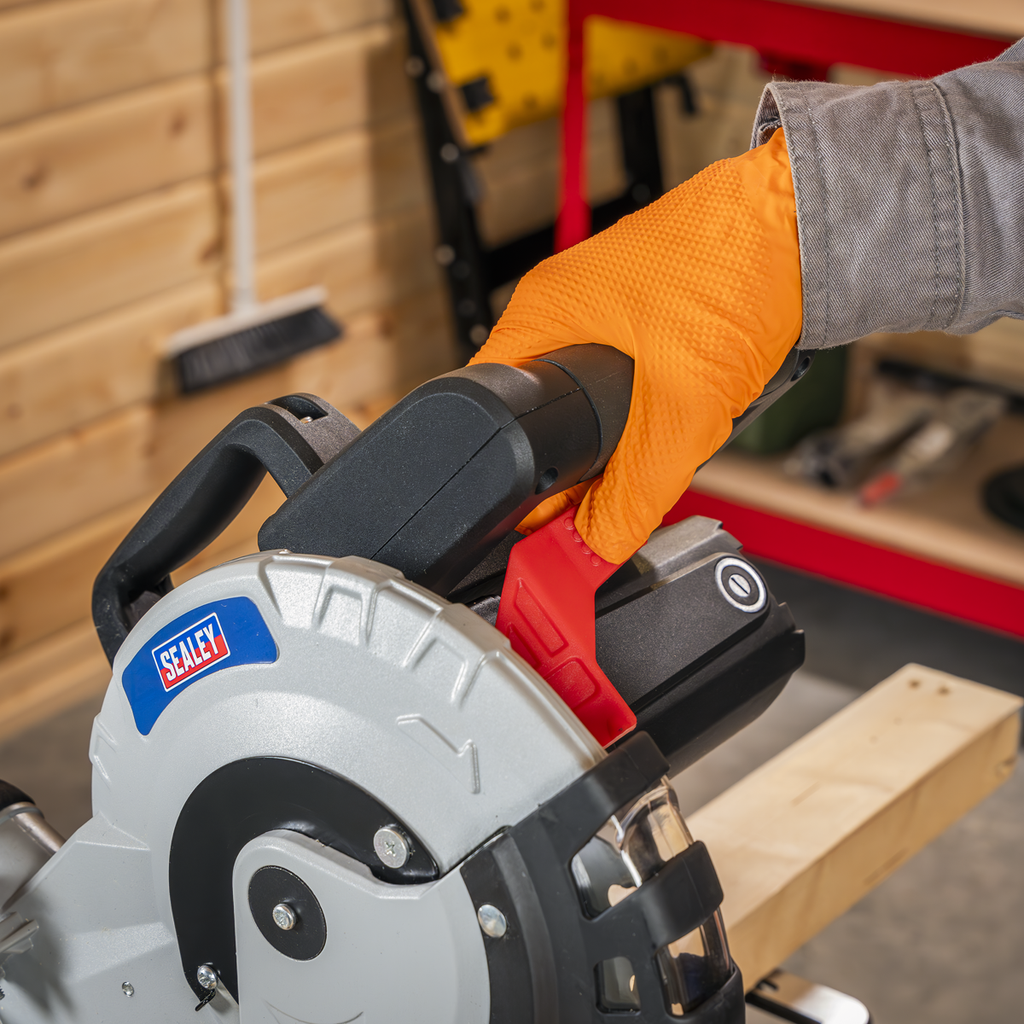 Sliding Compound Mitre Saw 216mm