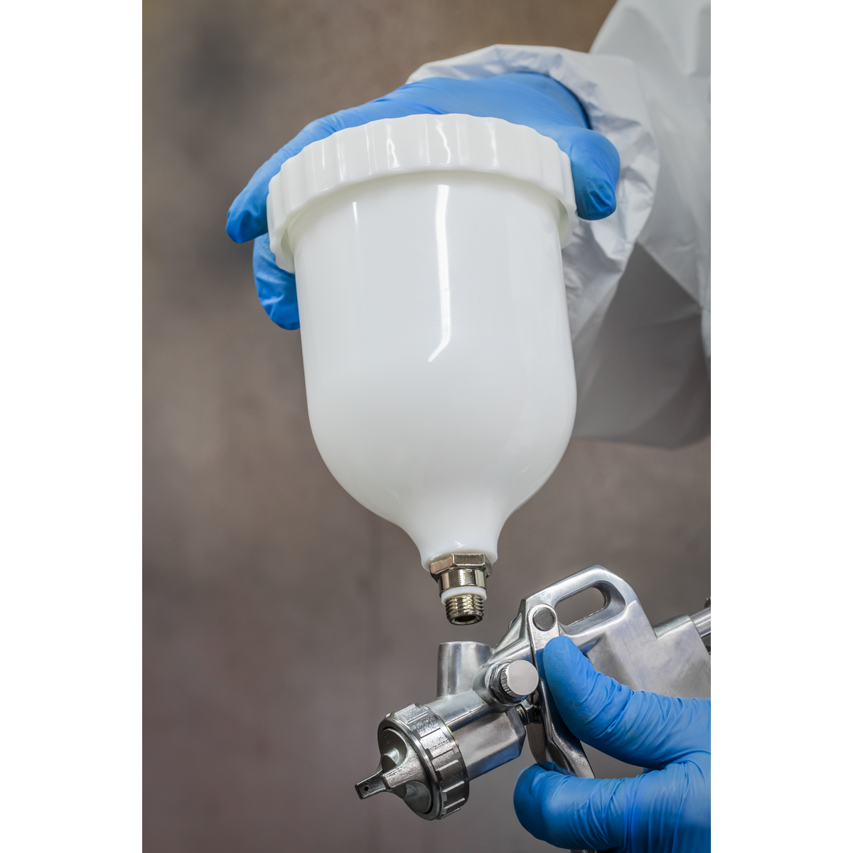 Gravity Feed Spray Gun 2.2mm Set-Up