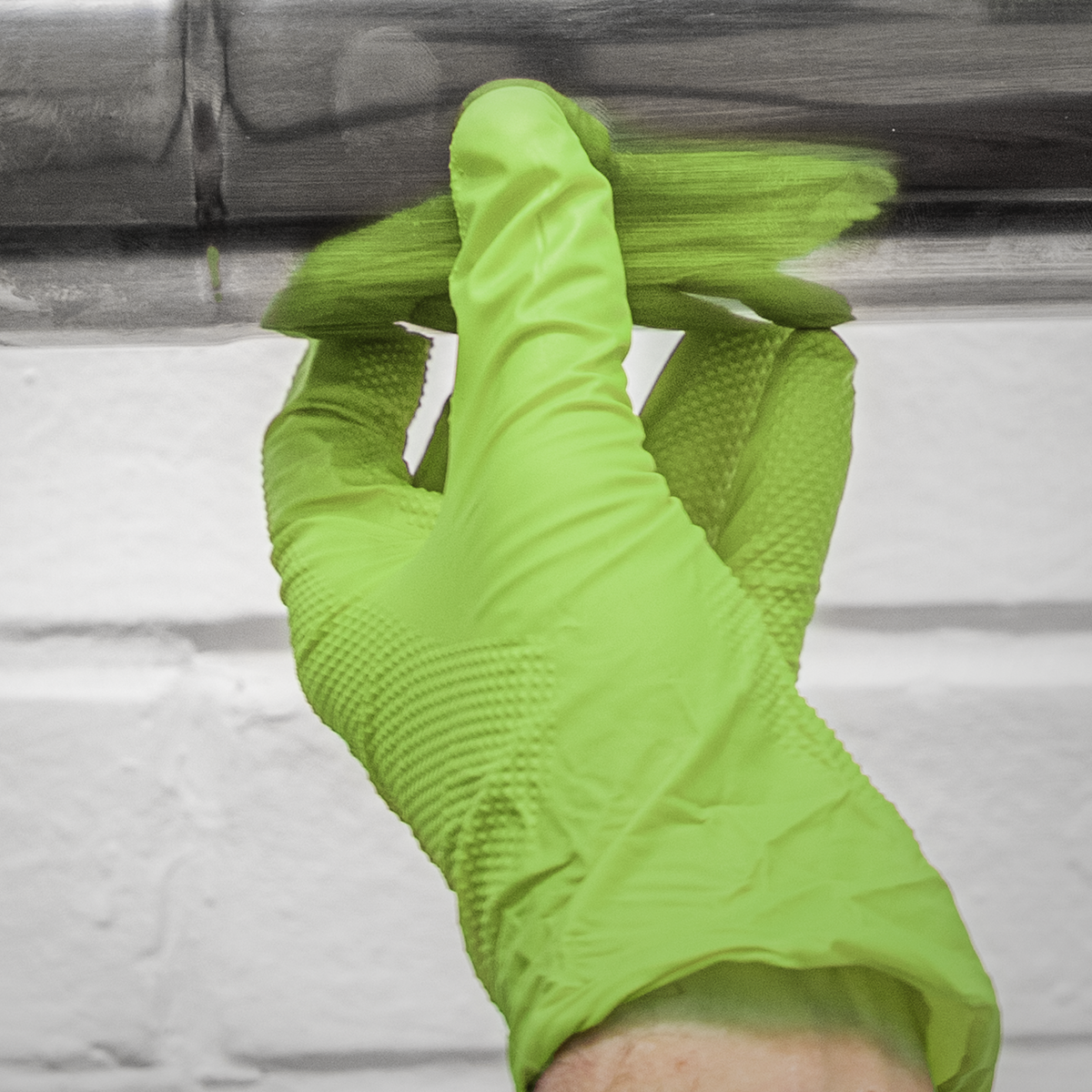 Diamond Grip Extra-Thick Nitrile Powder-Free Gloves, Hi-Vis