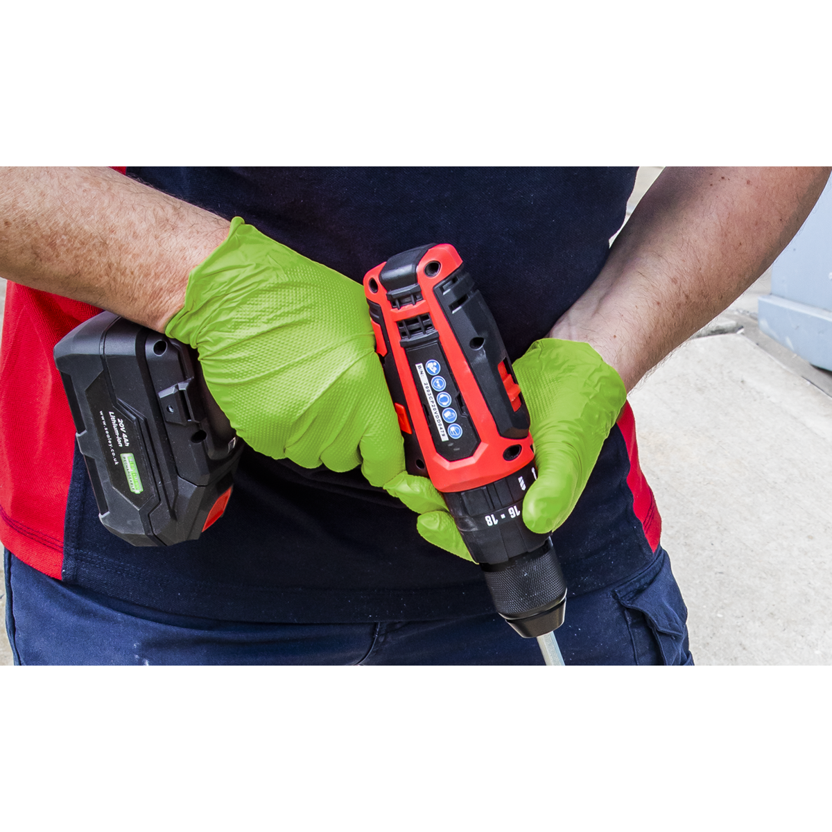 Diamond Grip Extra-Thick Nitrile Powder-Free Gloves, Hi-Vis