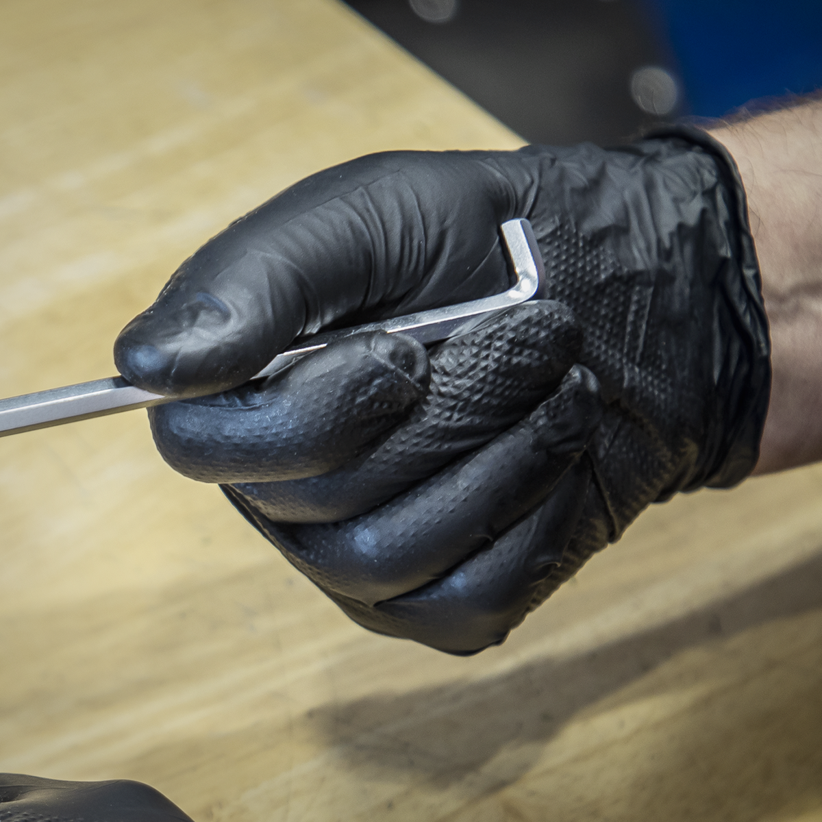 Diamond Grip Extra-Thick Nitrile Powder-Free Gloves, Black,