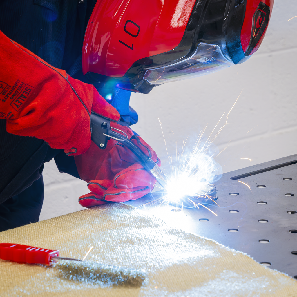 Mini Portable Gas/Gasless MIG Welder, 130A (SUPERMIG130)