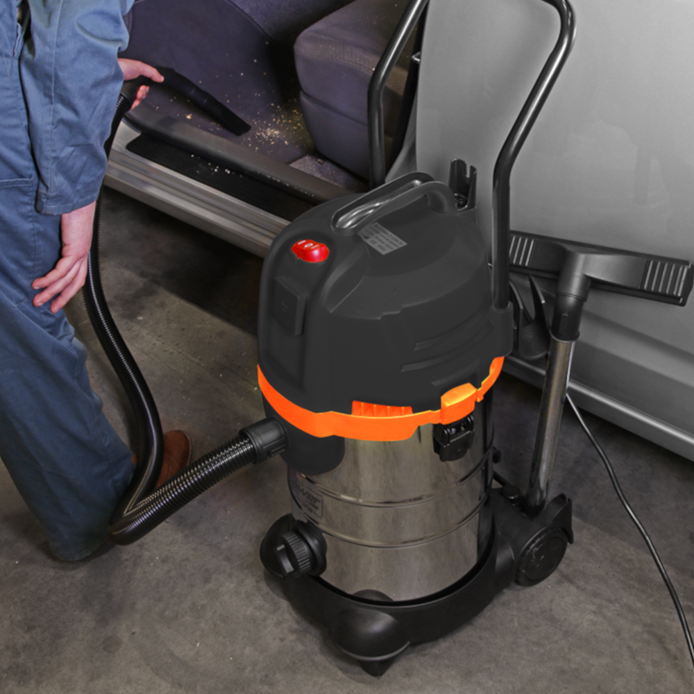 Sealey PC300BL Wet & Dry Industrial Cyclone Vacuum Cleaner 30 Litre 1200W 230V