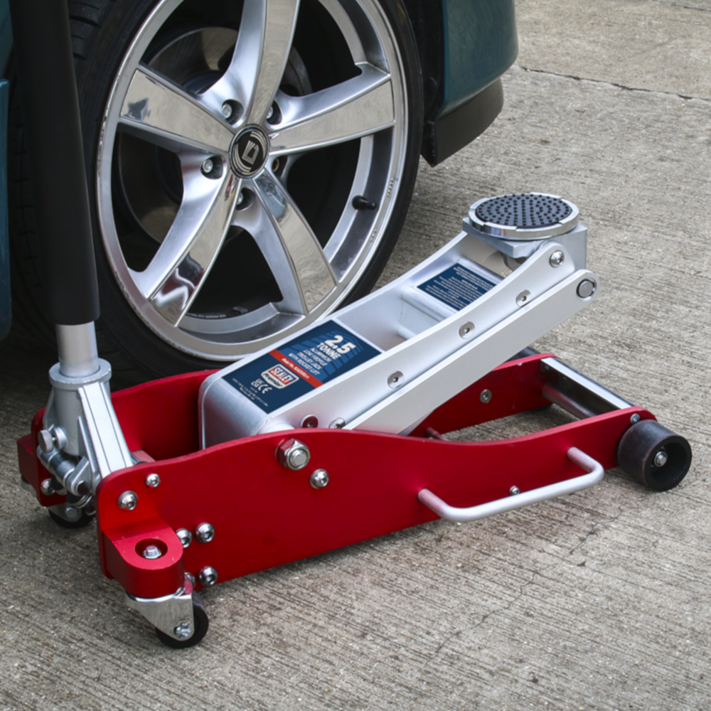 Sealey RJA2500 2.5 Tonne Aluminium Low Entry Profile Garage Workshop Lifting Trolley Jack with Rocket Lift