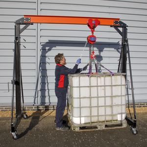 Sealey SG2000W 2 Tonne Adjustable Portable Garage Workshop Lifting Gantry Crane