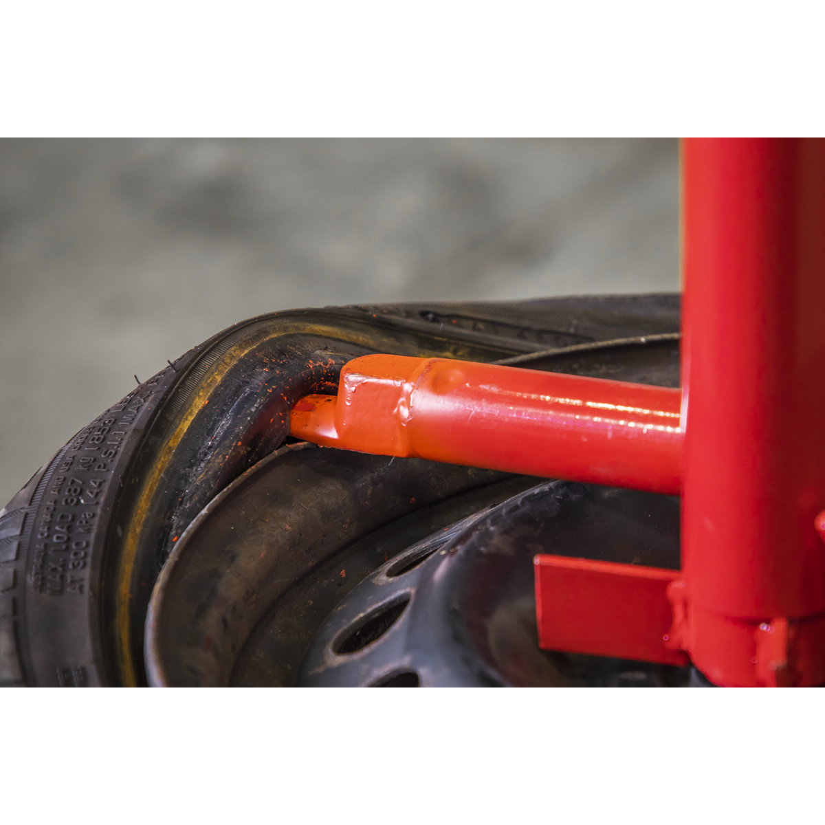 Manual Tyre Changer
