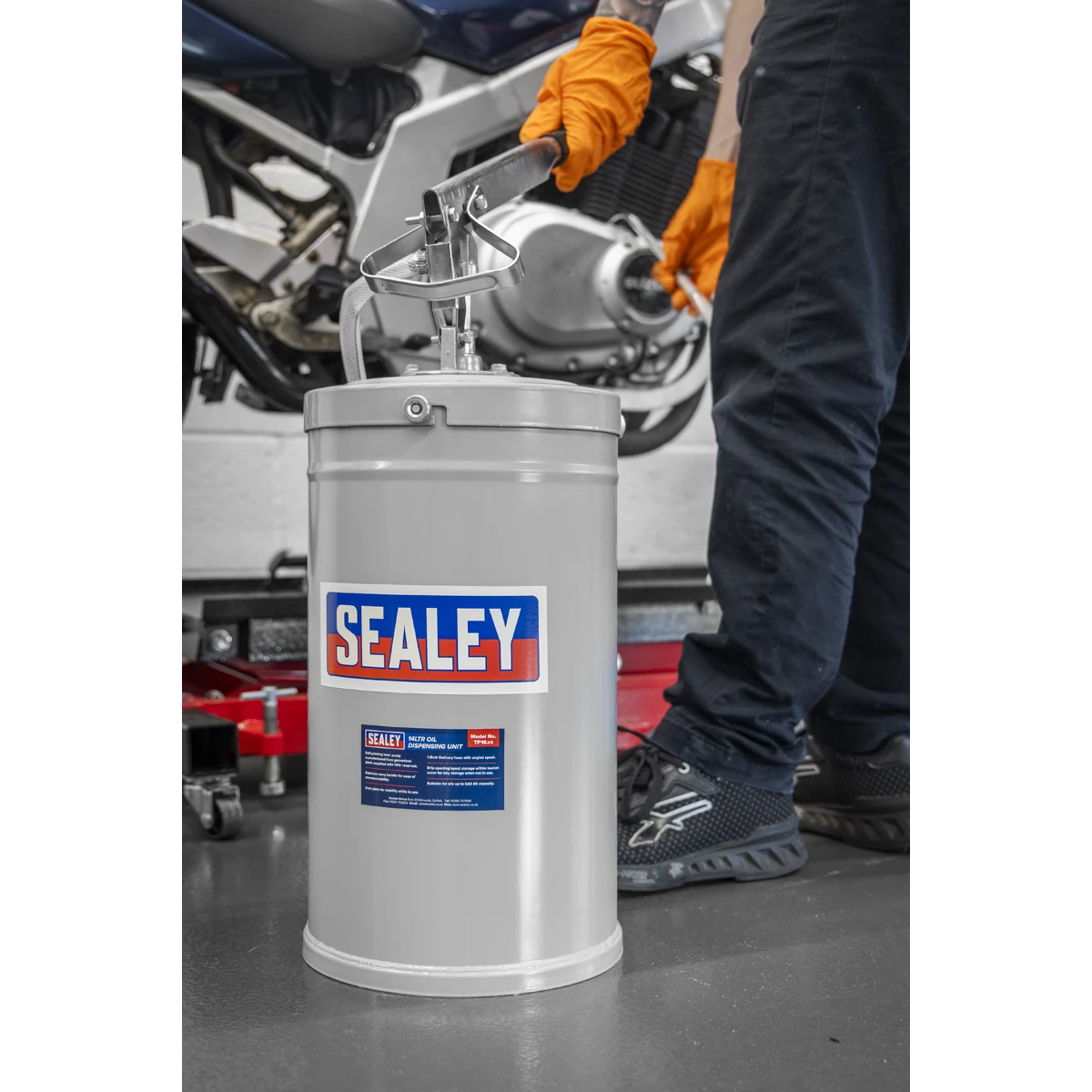 Oil Dispensing Unit 14L