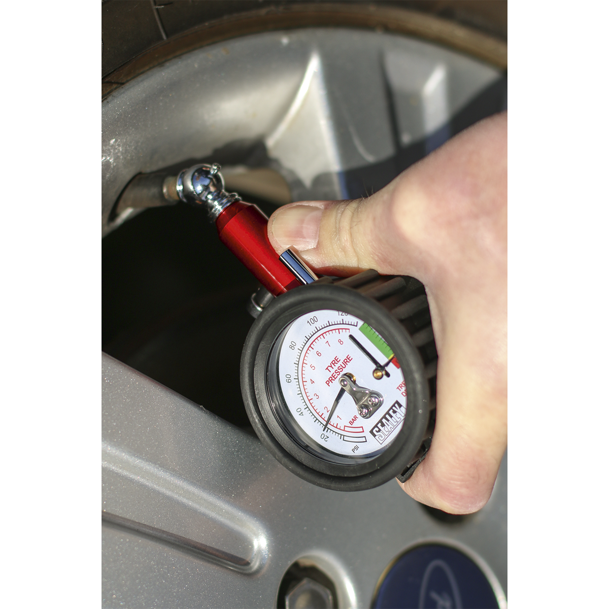 Tyre Pressure Gauge with Tyre Tread Depth Gauge 0-8bar(0-120