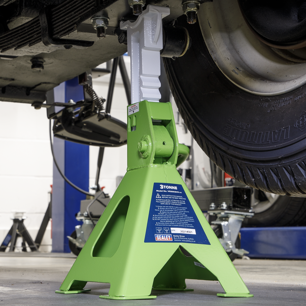 Ratchet Type Axle Stands, 3 Tonne Capacity per Stand, Green (VS2003HV)