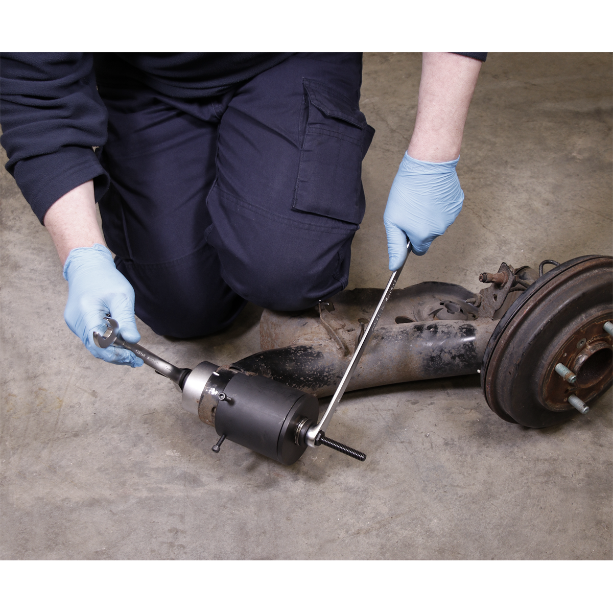 Trailing Arm Bush Tool for Ford