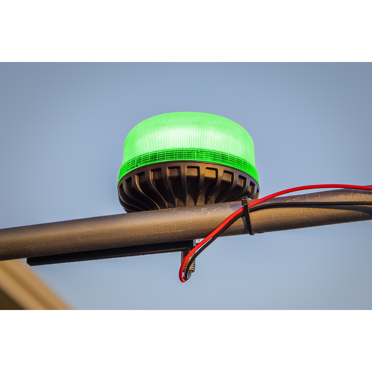 Warning Beacon with 12mm Bolt Fixing 36W SMD LED 12/24V - Gr