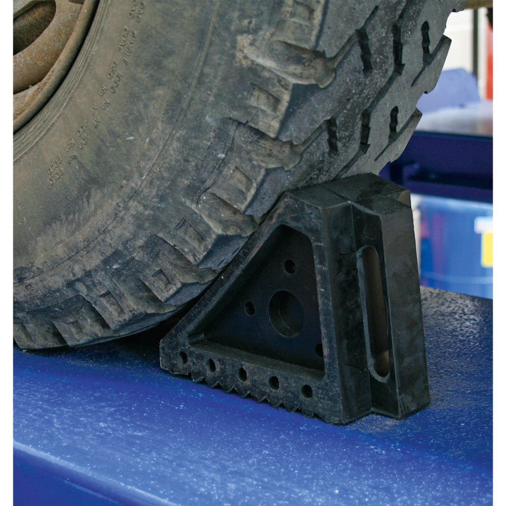 Rubber Wheel Chocks, Pair (WC01)