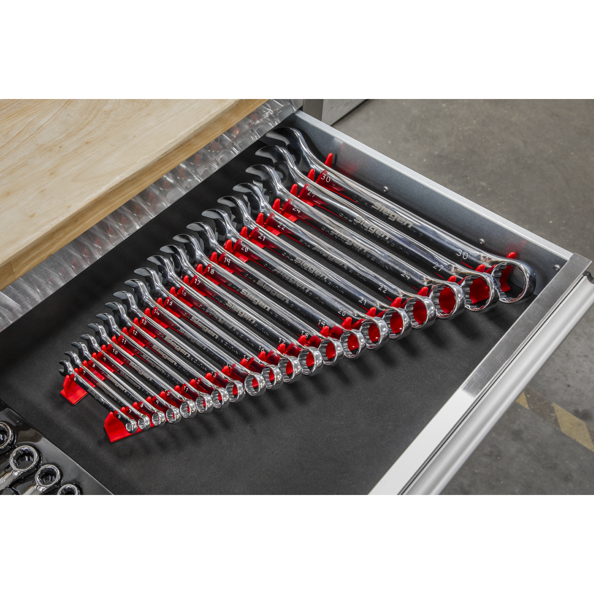 Premier Magnetic Sharks Teeth Spanner Rack, 2pc (WR02)