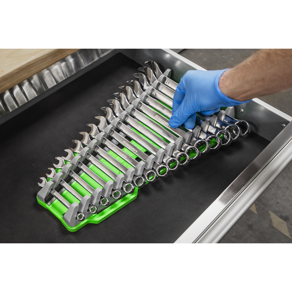 Premier Reversible Spanner Rack, 16pc, Hi-Vis Green (WR11HV)