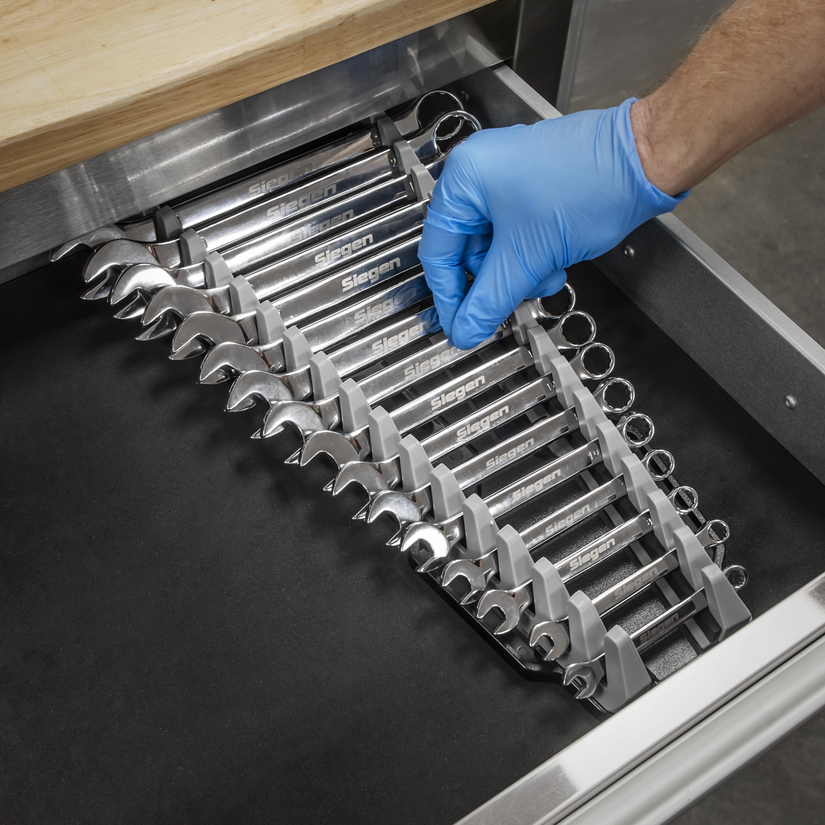 Premier Reversible Spanner Rack, 16pc, Black (WR11)