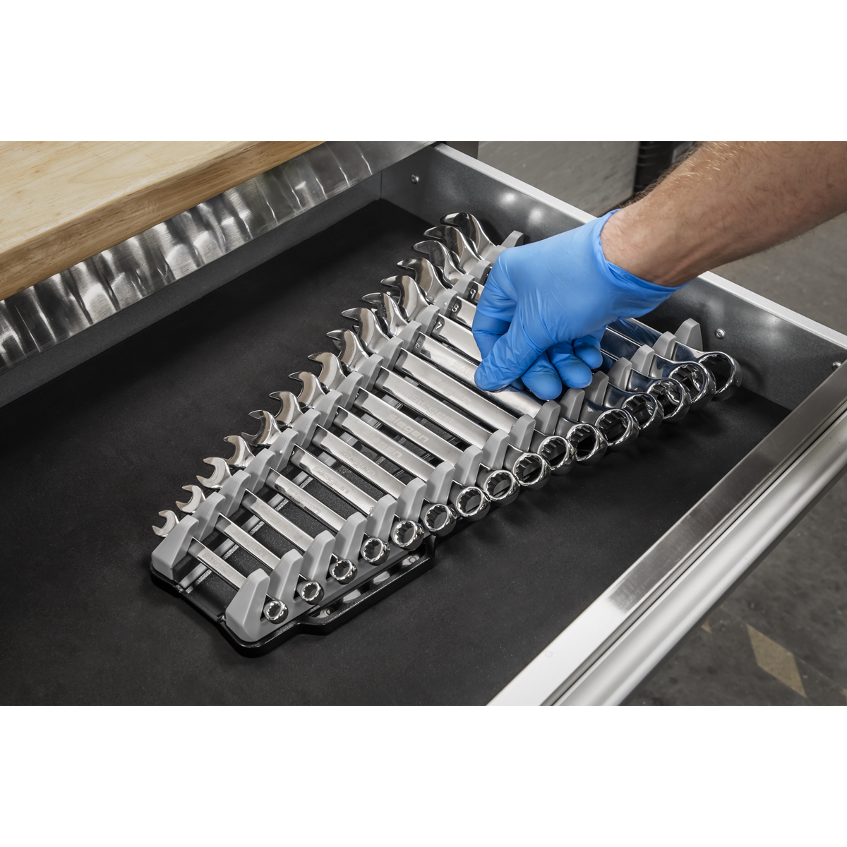 Premier Reversible Spanner Rack, 16pc, Black (WR11)
