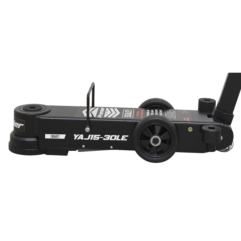 Long Reach/Low Profile Air Operated Telescopic Jack 15-30 Tonne