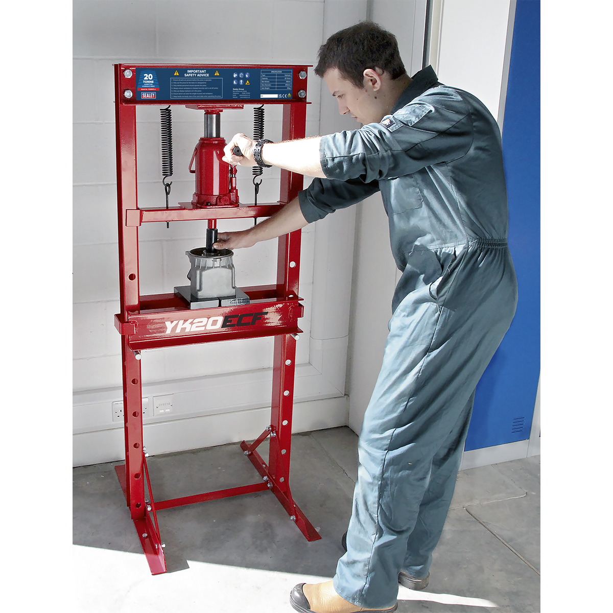 Hydraulic Floor Type Press 20 Tonne